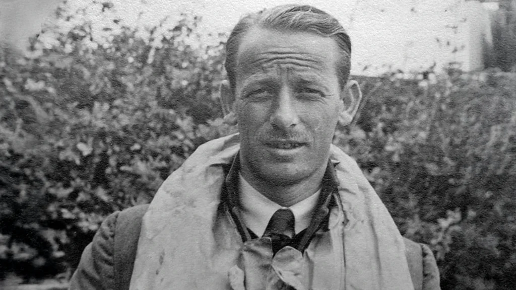 Wing Commander Howard Clive Mayers | Old Boy | The King's School